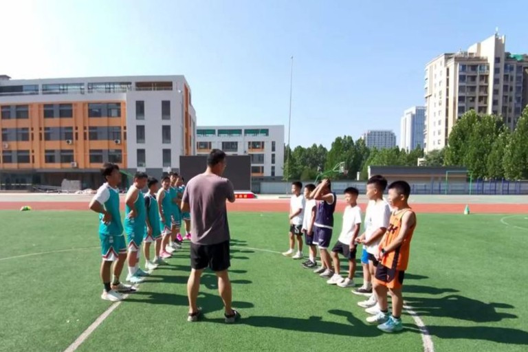 纷表示, 友谊第一 纷表示, 友谊第一