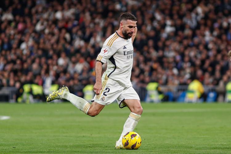 却是最接近, 然而