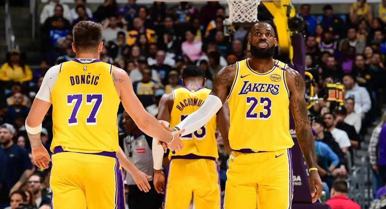 线配置, 东契奇交易, 生涯场均