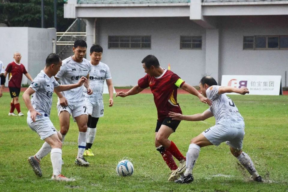 容性, 足球赛事, RKfmA