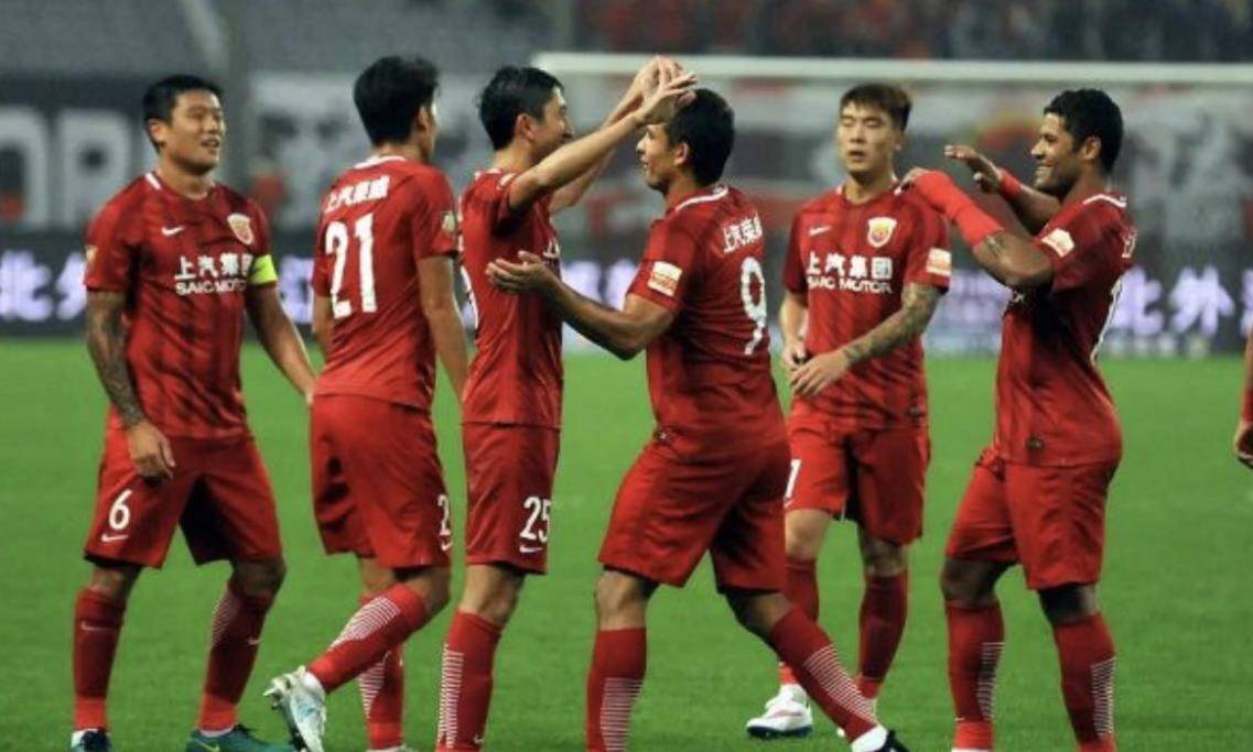 其执教表现, 赛中避免连